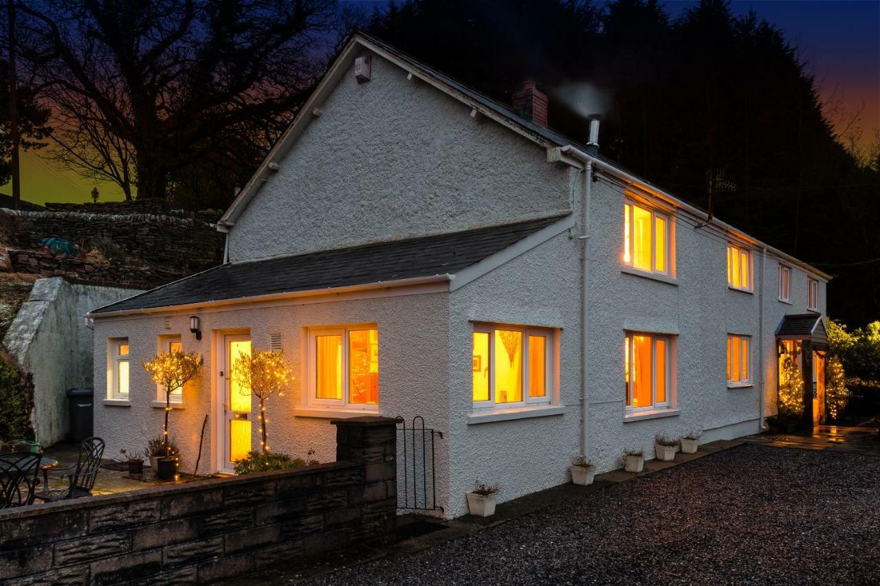 1 Tan Yr Eglwys Barn Cottage Pontardawe 外观 照片